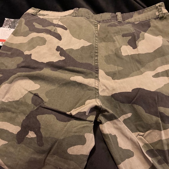 Urban outfitters BDG Camo/trib joggers - Picture 6 of 6
